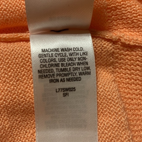 Cabela’s long sleeve sweater Size Medium, very good condition, light orange - Picture 5 of 5